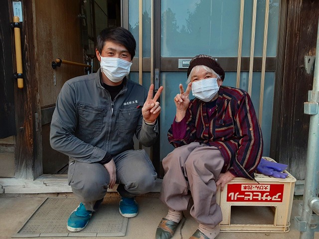 笠間市のお客様と記念撮影